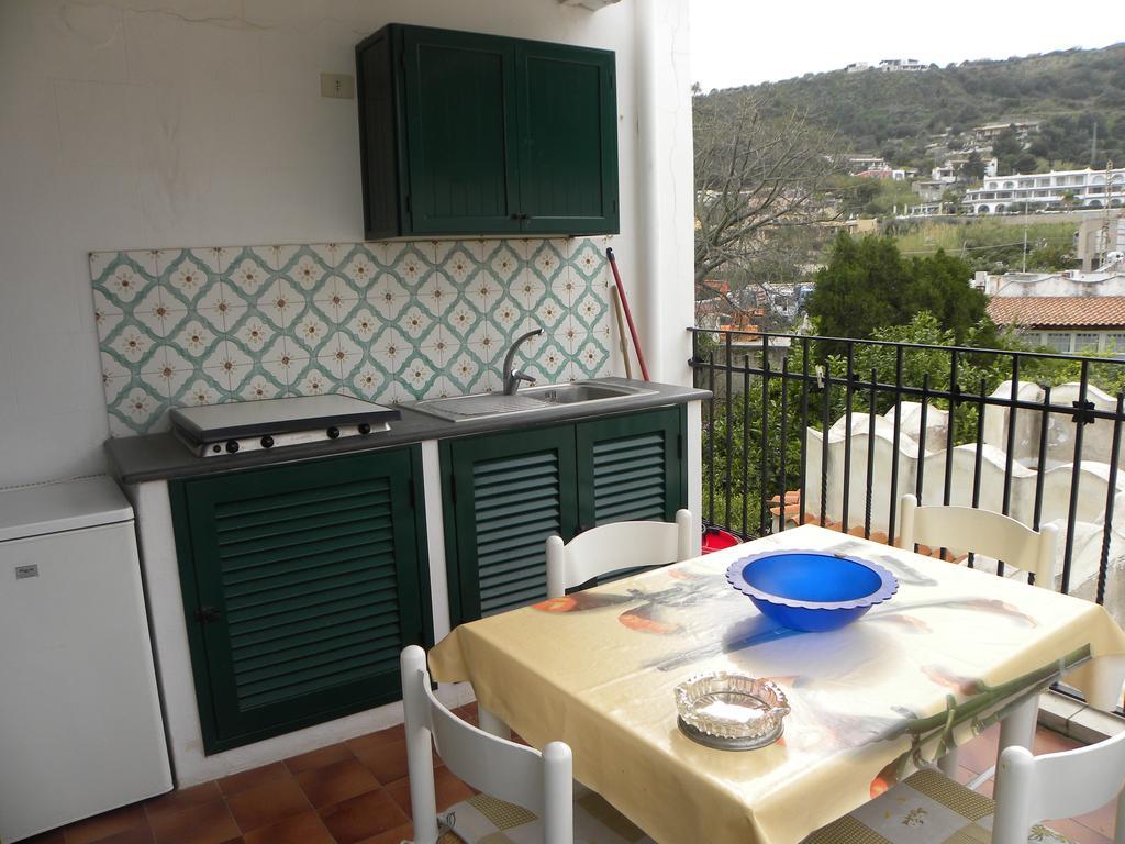 Ferienwohnung Novecento Lipari  Zimmer foto